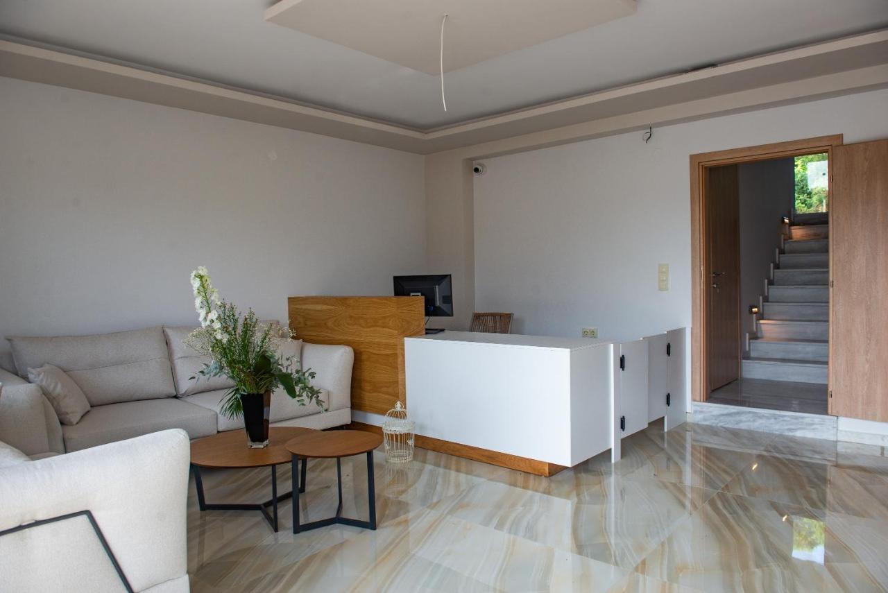 Aparthotel Domus Hospitality à Vourvourou Extérieur photo