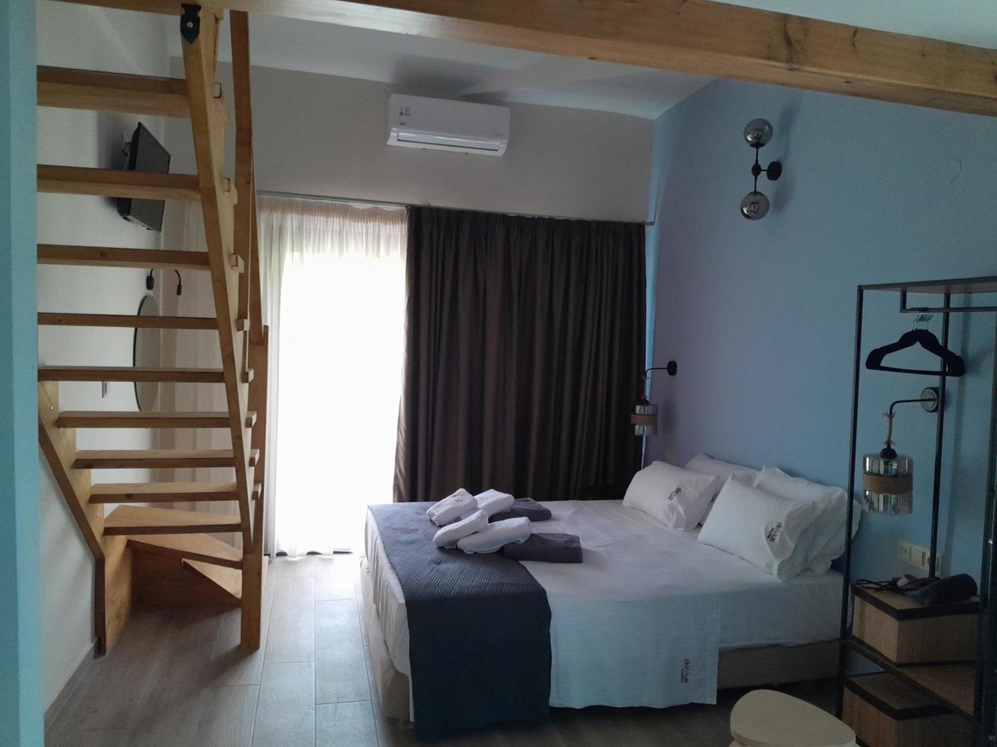 Aparthotel Domus Hospitality à Vourvourou Extérieur photo